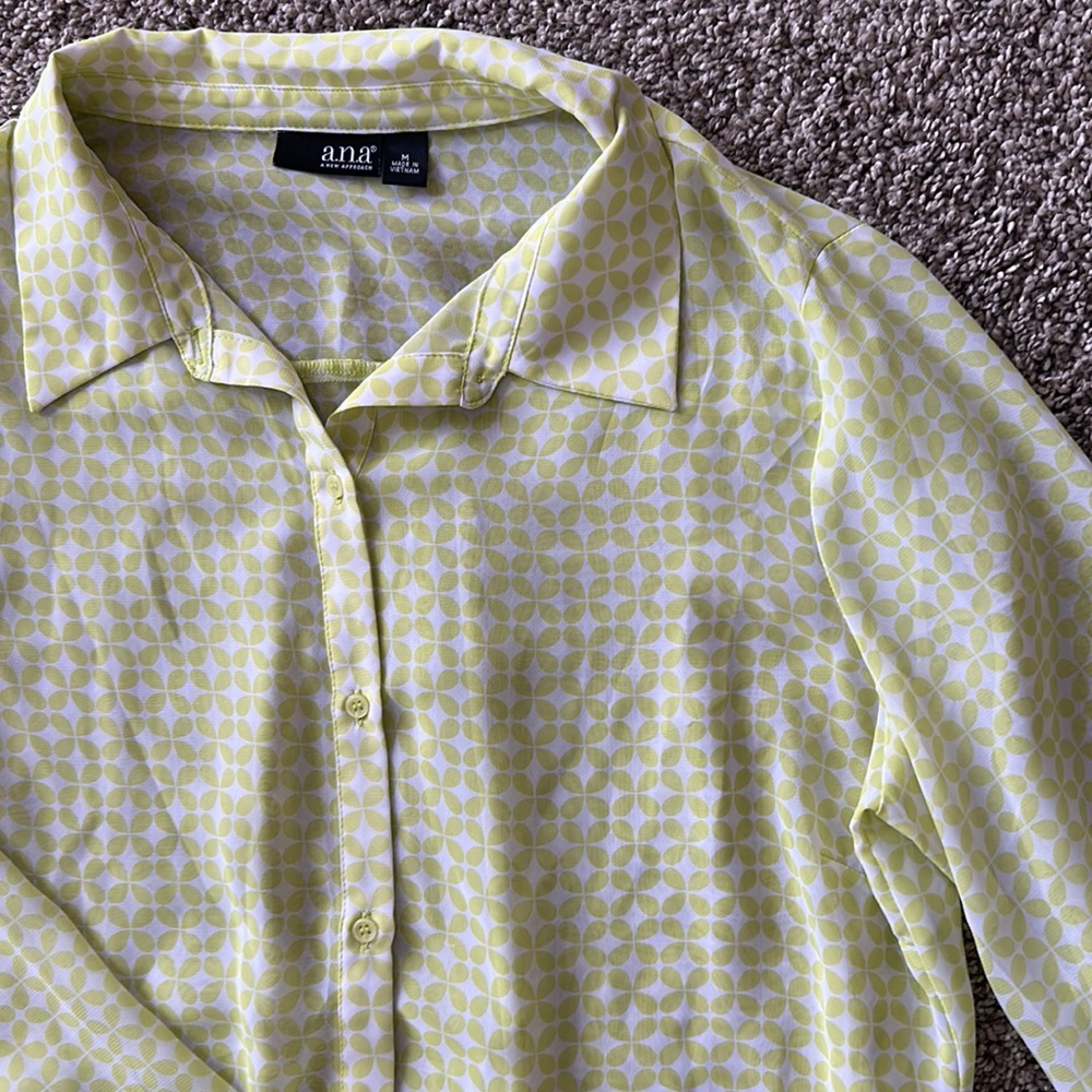 Button Down Top - Picture 2 of 4